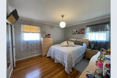 130 Valley View Rd, Hillside, NJ 07205 - Photo 23