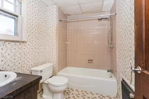 105 Midland Ave, Glen Ridge, NJ 07028 - Photo 17