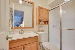 806 Robin Rd, Hillsborough Township, NJ 08844 - Photo 21