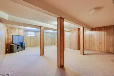 806 Robin Rd, Hillsborough Township, NJ 08844 - Photo 27