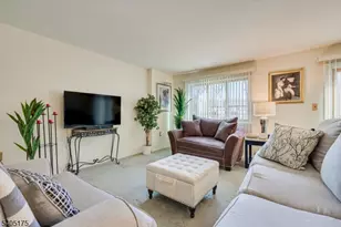 806 Robin Rd, Hillsborough Township, NJ 08844 - Photo 9