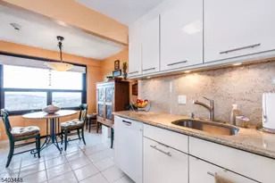 2 Claridge Dr, Verona Twp., NJ 07044 - Photo 17