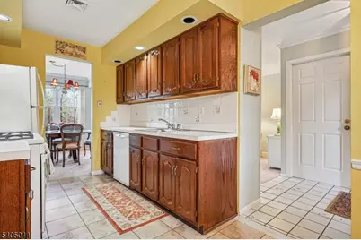 50 Canterbury Rd, Chatham Township, NJ 07928 - Photo 15