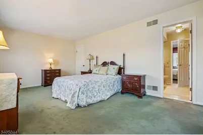 50 Canterbury Rd, Chatham Township, NJ 07928 - Photo 17