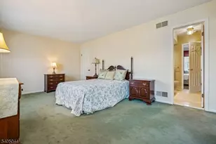 50 Canterbury Rd, Chatham Township, NJ 07928 - Photo 17