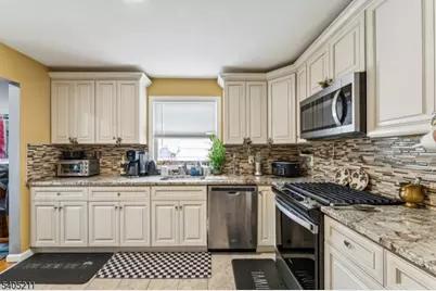 20 Toronto Ct, Maplewood, NJ 07040 - Photo 21