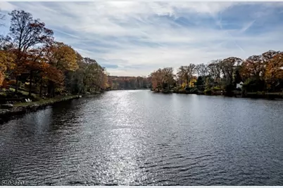 23 Cabot Ln, Kinnelon, NJ 07405 - Photo 5