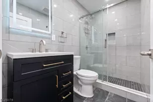 80 E Emerson Ave, Rahway, NJ 07065 - Photo 15