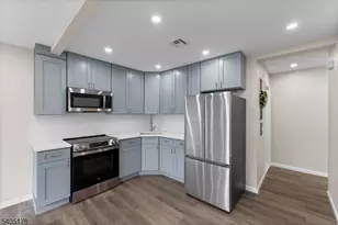 80 E Emerson Ave, Rahway, NJ 07065 - Photo 5