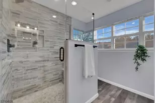 2303 Scarlett Dr, Washington Township, NJ 07853 - Photo 27