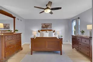 2303 Scarlett Dr, Washington Township, NJ 07853 - Photo 23