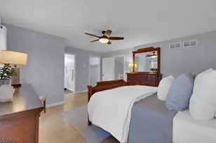 2303 Scarlett Dr, Washington Township, NJ 07853 - Photo 25