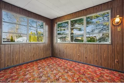 404 Burroughs Ter, Union Township, NJ 07083 - Photo 11