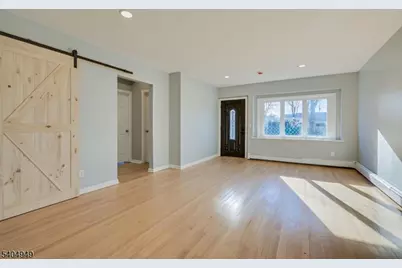 34 Tillman St, Raritan, NJ 08869 - Photo 7