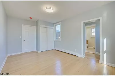 34 Tillman St, Raritan, NJ 08869 - Photo 13