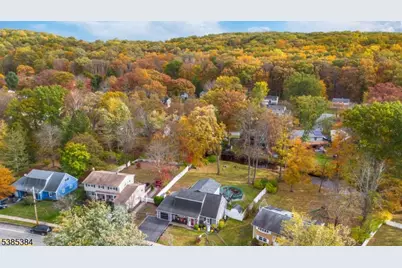 50 Clover Hill Dr, Mount Olive, NJ 07836 - Photo 45