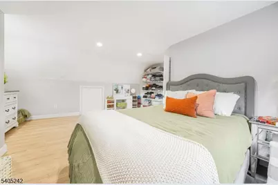 46 Barbara Dr, Pompton Lakes, NJ 07442 - Photo 23