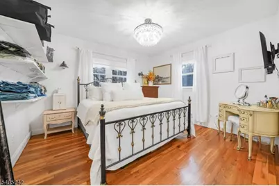 46 Barbara Dr, Pompton Lakes, NJ 07442 - Photo 11