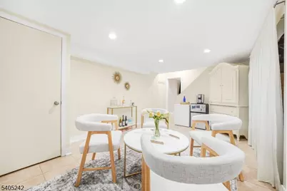 46 Barbara Dr, Pompton Lakes, NJ 07442 - Photo 25