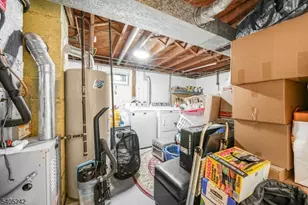 46 Barbara Dr, Pompton Lakes, NJ 07442 - Photo 29