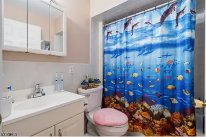 13 Val Sumo Ln, Newark, NJ 07105 - Photo 13