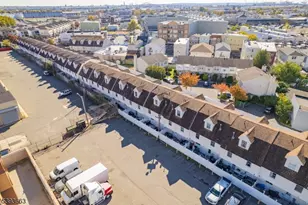 13 Val Sumo Ln, Newark, NJ 07105 - Photo 31