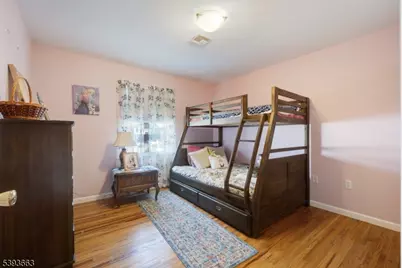 13 Val Sumo Ln, Newark, NJ 07105 - Photo 7