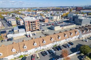 13 Val Sumo Ln, Newark, NJ 07105 - Photo 25