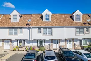 13 Val Sumo Ln, Newark, NJ 07105 - Photo 1