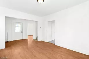 162 W 2nd Ave, Roselle, NJ 07203 - Photo 9