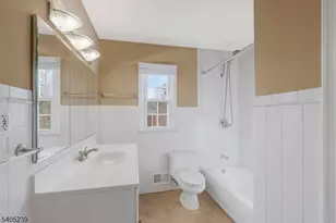 11 Dartmouth Ave, Bridgewater, NJ 08807 - Photo 13