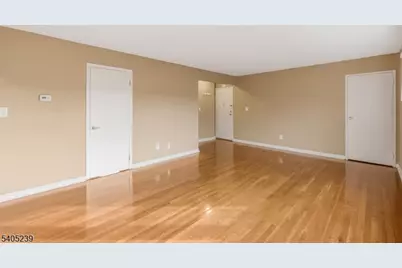 11 Dartmouth Ave #4B, Bridgewater, NJ 08807 - Photo 7