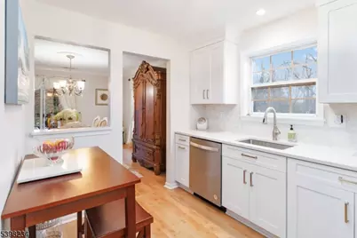 262 Vista Dr, Hanover Township, NJ 07927 - Photo 3