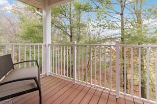 262 Vista Dr, Hanover Township, NJ 07927 - Photo 11