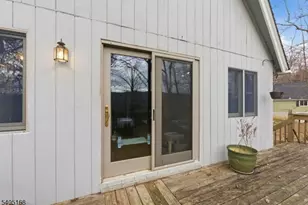 12 Laurel Dr, Vernon, NJ 07462 - Photo 3