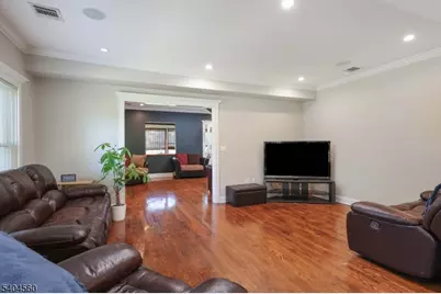 2 Dutch Ln, Scotch Plains Township, NJ 07076 - Photo 7