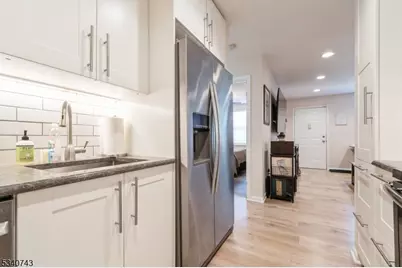 103 Woodcrest Dr, Morris Township, NJ 07960 - Photo 5