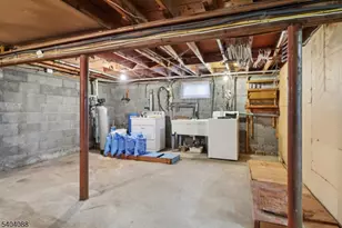 5504 Berkshire Valley Rd, Jefferson Township, NJ 07438 - Photo 25