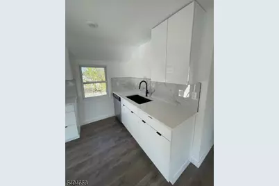 73 Macarthur Ave, Lodi, NJ 07644 - Photo 5