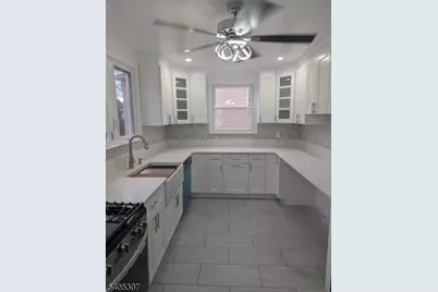 134 S Clinton St, East Orange, NJ 07018 - Photo 3