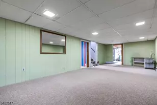 944 Victor St, Bridgewater, NJ 08807 - Photo 15