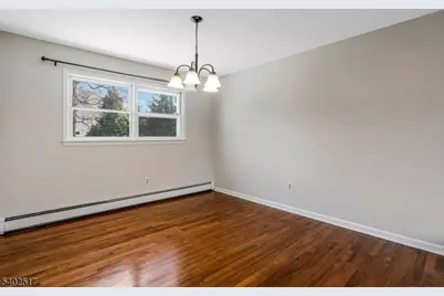944 Victor St, Bridgewater, NJ 08807 - Photo 5