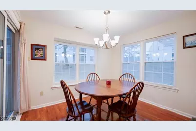 402 Hunt Dr, Holland Township, NJ 08848 - Photo 11