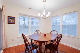 402 Hunt Dr, Holland Township, NJ 08848 - Photo 11