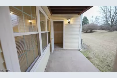 402 Hunt Dr, Holland Township, NJ 08848 - Photo 23