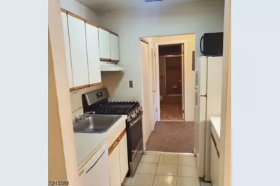 527 Franklin Ave #5, Nutley, NJ 07110 - Photo 1