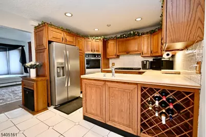 137 Byrne St, Hackensack, NJ 07601 - Photo 7