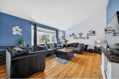 20 Rosney Ter, West Orange Township, NJ 07052 - Photo 7