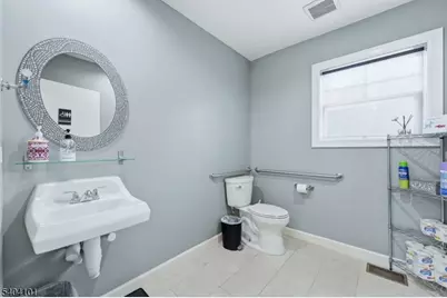 2932 Vauxhall Rd, Union Township, NJ 07088 - Photo 13