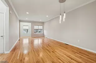 22 Clifford Cir, Franklin Township, NJ 08873 - Photo 5